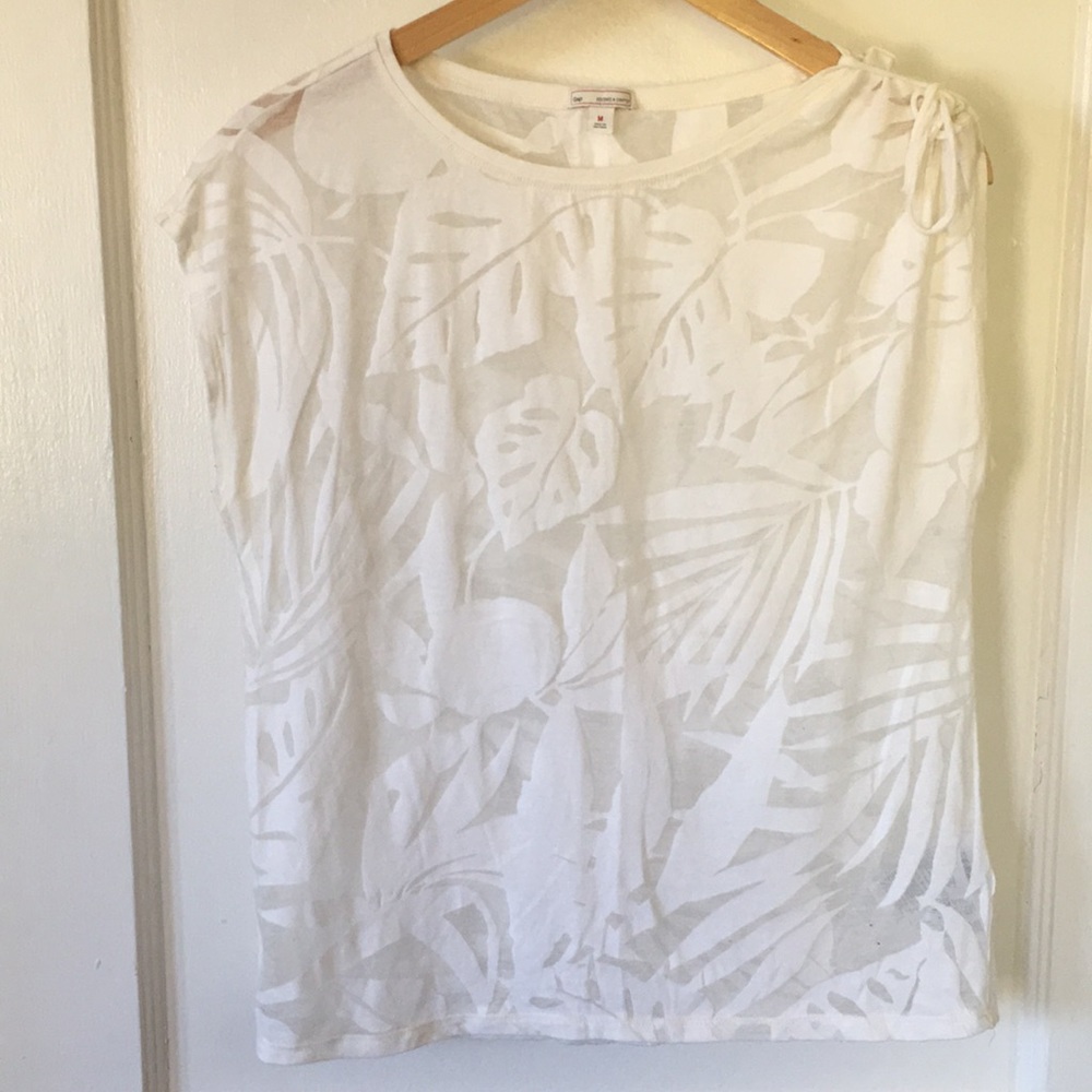 Gap shear cap sleeve tee